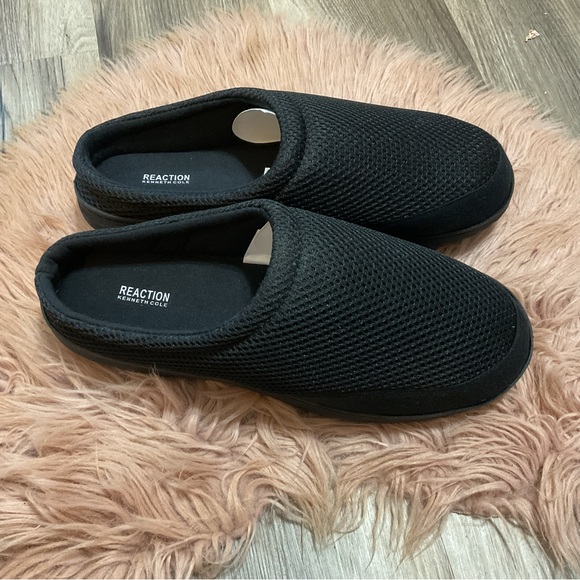 REACTION Kenneth Cole Black Men Slippers Size M NWB - Picture 2 of 8